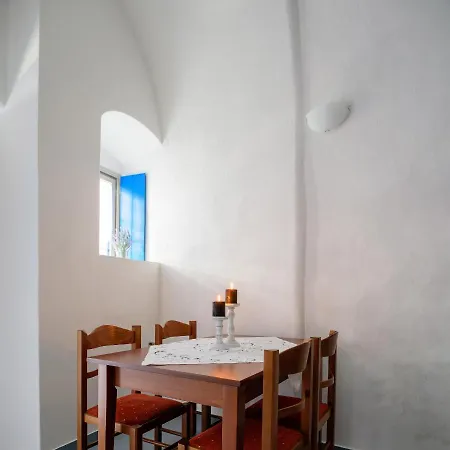 Casa Delle Botti Cave House Santorini Oia Ferienhaus
